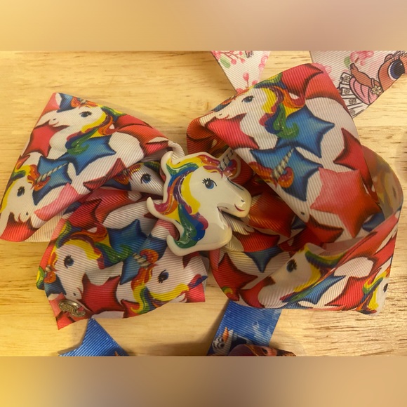 Bundle of Girls bows - Picture 5 of 7